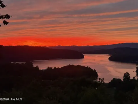 44 Eagles View Way Hayesville NC 28904