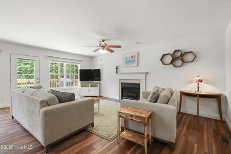 215 Oakmont Drive Hampstead NC 28443