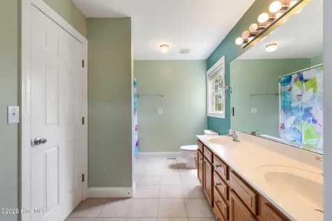 215 Oakmont Drive Hampstead NC 28443