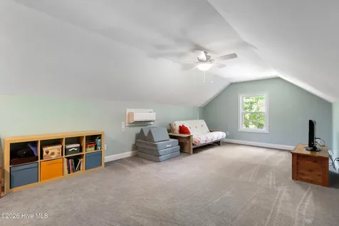 215 Oakmont Drive Hampstead NC 28443