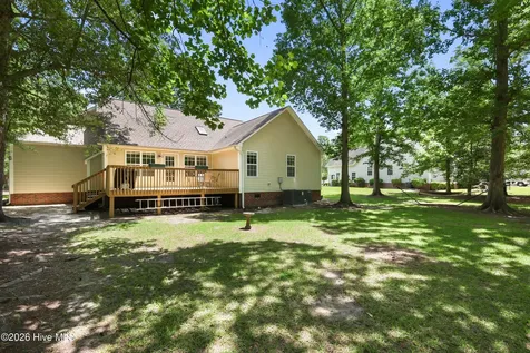 215 Oakmont Drive Hampstead NC 28443