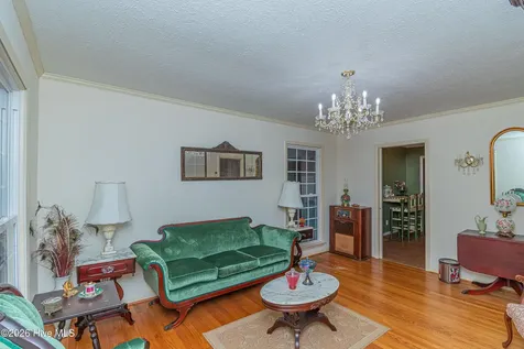 213 Holly Road Goldsboro NC 27534