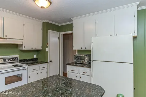 213 Holly Road Goldsboro NC 27534