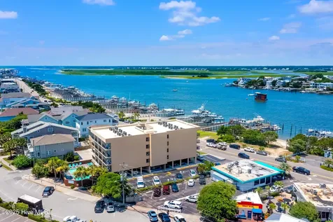 104 S Lumina Avenue Wrightsville Beach NC 28480