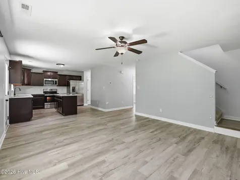 121 Barnhouse Road Jacksonville NC 28546