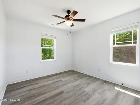 121 Barnhouse Road Jacksonville NC 28546