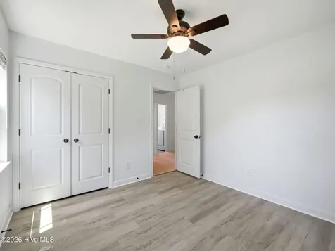 121 Barnhouse Road Jacksonville NC 28546