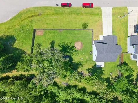121 Barnhouse Road Jacksonville NC 28546