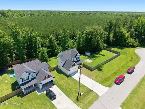 121 Barnhouse Road Jacksonville NC 28546
