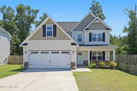 121 Barnhouse Road Jacksonville NC 28546