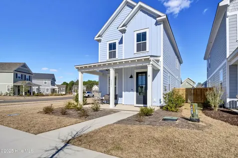 5201 Frying Pan Row Wilmington NC 28412