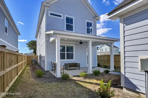 5201 Frying Pan Row Wilmington NC 28412
