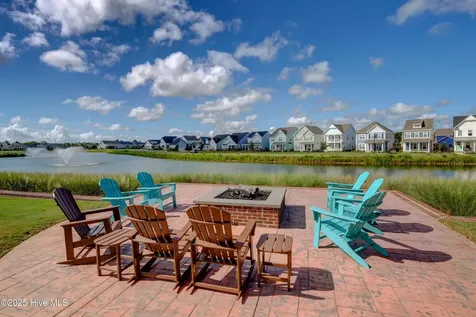 5201 Frying Pan Row Wilmington NC 28412