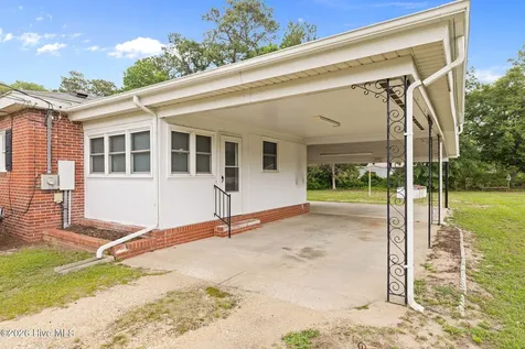 1922 N Berkeley Boulevard Goldsboro NC 27534