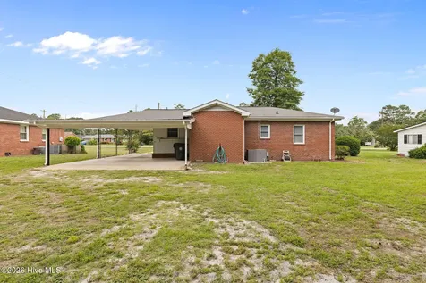 1922 N Berkeley Boulevard Goldsboro NC 27534