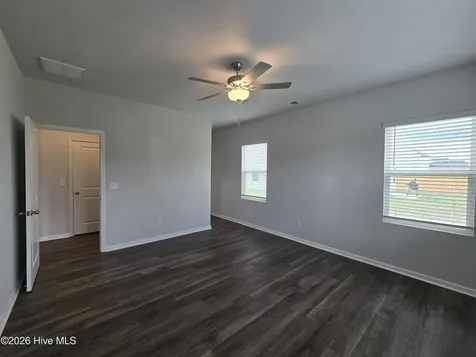 517 Sandy Hollow Drive Jacksonville NC 28540
