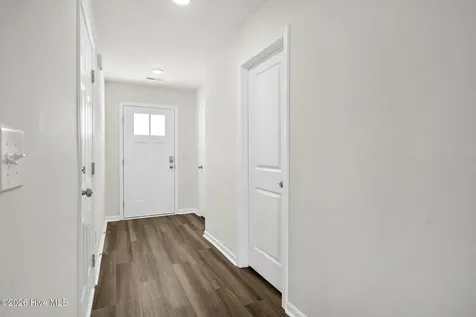 24 W Farley Drive Hampstead NC 28443