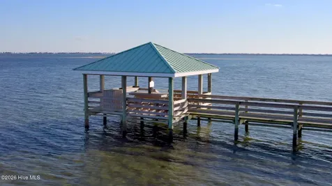 105 Marshland Circle Newport NC 28570
