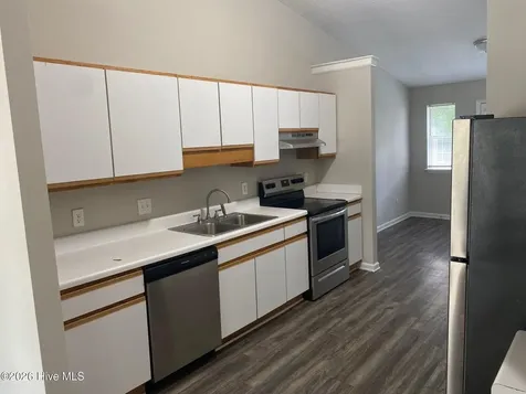 102 Derwent Court Greenville NC 27858