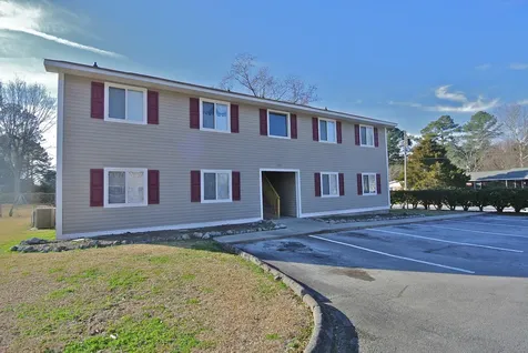1729 Elmwood Street New Bern NC 28560