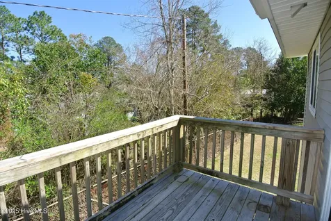 1729 Elmwood Street New Bern NC 28560