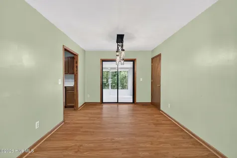 4621 Indian Trail Wilmington NC 28412