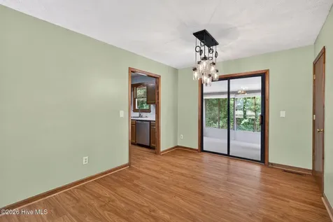 4621 Indian Trail Wilmington NC 28412