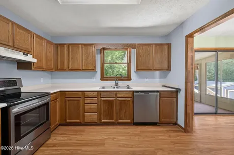 4621 Indian Trail Wilmington NC 28412