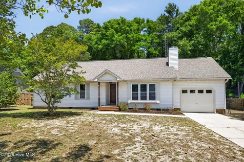 4621 Indian Trail Wilmington NC 28412