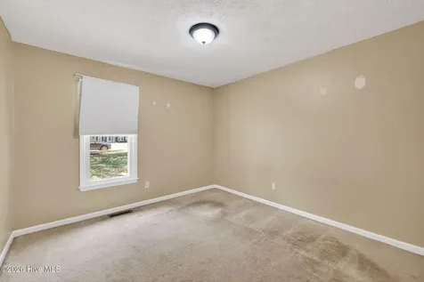 4621 Indian Trail Wilmington NC 28412