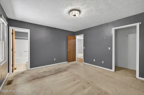 4621 Indian Trail Wilmington NC 28412