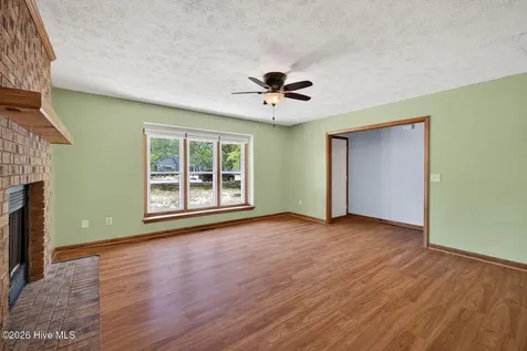 4621 Indian Trail Wilmington NC 28412