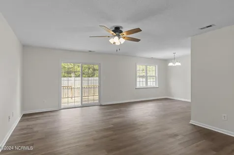 104 Blue Bird Lane Newport NC 28570