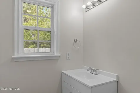 104 Blue Bird Lane Newport NC 28570
