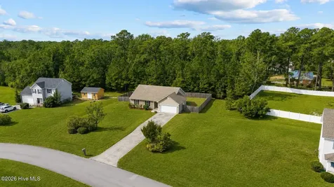 104 Blue Bird Lane Newport NC 28570