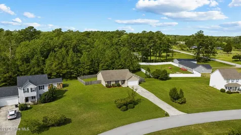 104 Blue Bird Lane Newport NC 28570