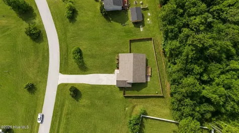 104 Blue Bird Lane Newport NC 28570