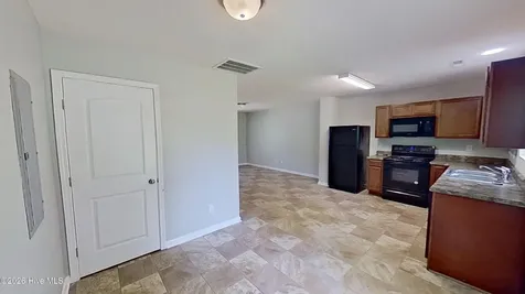 812 S 5th Avenue Wilmington NC 28401
