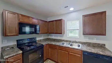 812 S 5th Avenue Wilmington NC 28401