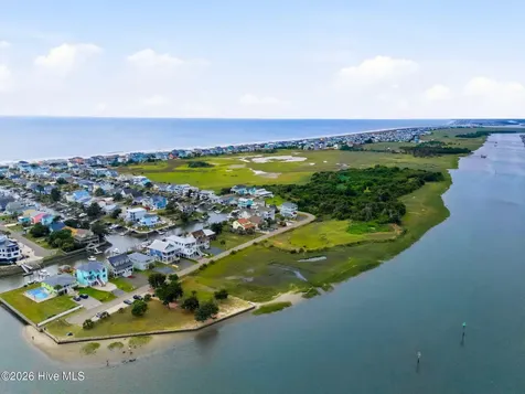 184 Sailfish Street Holden Beach NC 28462