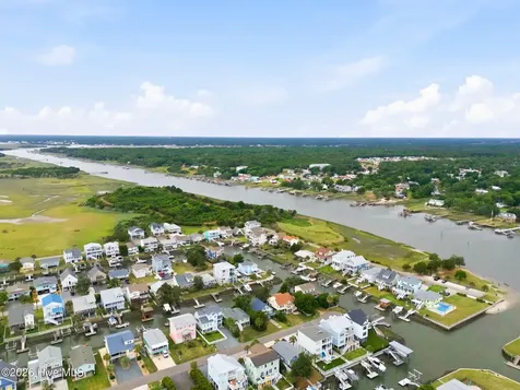 184 Sailfish Street Holden Beach NC 28462
