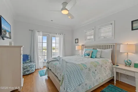6925 Kings Lynn Drive Oak Island NC 28465