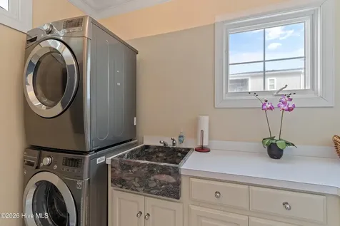 6925 Kings Lynn Drive Oak Island NC 28465