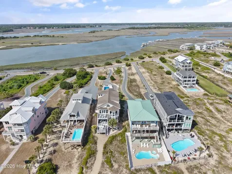 6925 Kings Lynn Drive Oak Island NC 28465