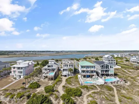 6925 Kings Lynn Drive Oak Island NC 28465
