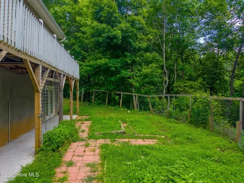 1044 Shell Stand Road Robbinsville NC 28771