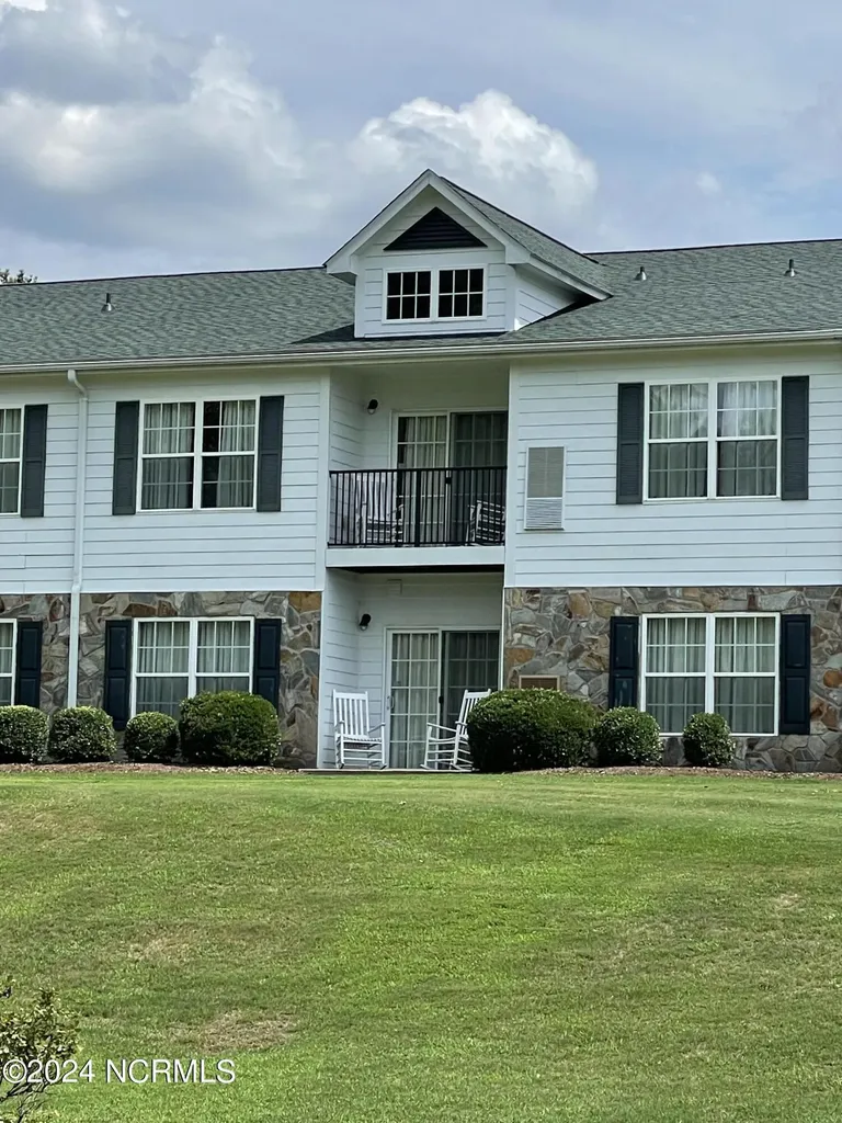 490 Little River Farm Boulevard Carthage NC 28327