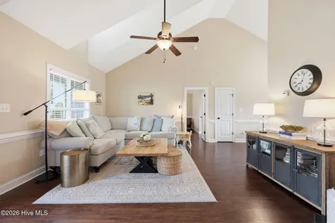 2128 Cherrytree Lane Winterville NC 28590