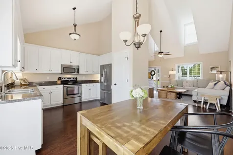 2128 Cherrytree Lane Winterville NC 28590