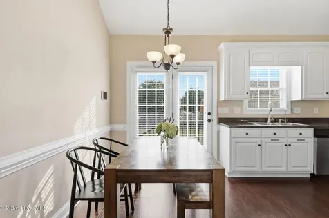 2128 Cherrytree Lane Winterville NC 28590
